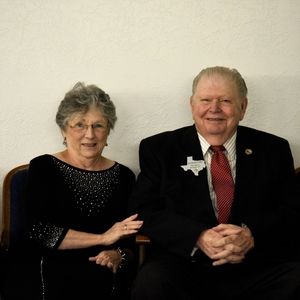 Meet your Posher, Laurette